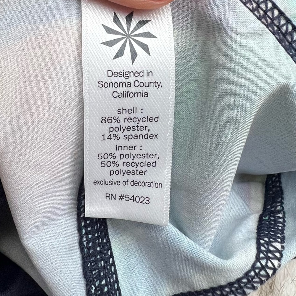Athleta Tropea Ready Set Shorts Size M - Picture 8 of 11
